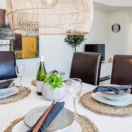 Dn11-2 Bedroom Close To Puerto Banus *