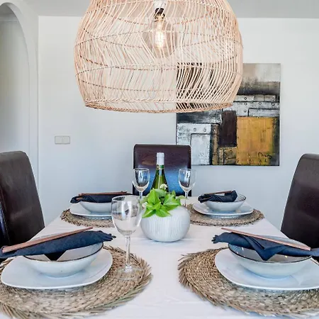 Dn11-2 Bedroom Close To Puerto Banus Marbella