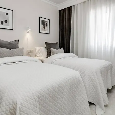 Dn11-2 Bedroom Close To Puerto Banus *