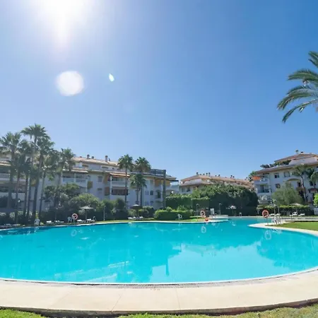 Dn11-2 Bedroom Close To Puerto Banus Marbella