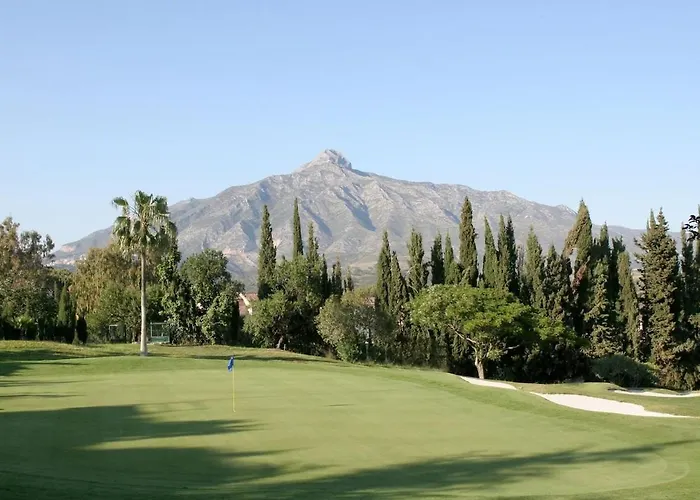 Dn11-2 Bedroom Close To Puerto Banus Marbella