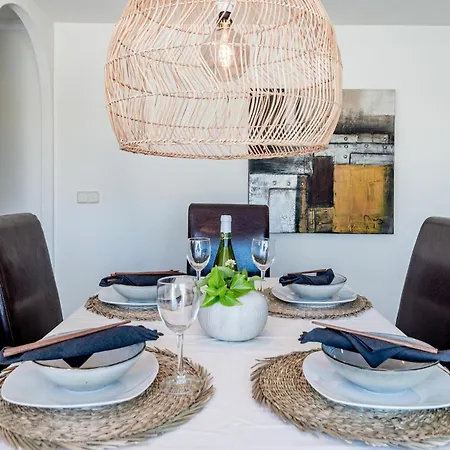 Dn11-2 Bedroom Close To Puerto Banus *